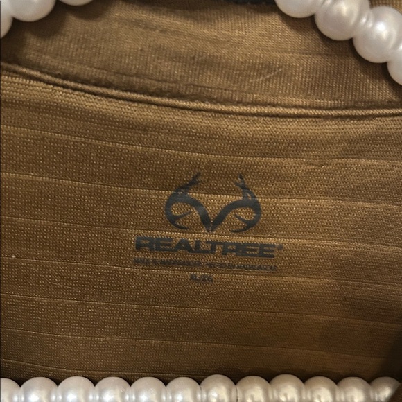 Realtree Brown Pullover with Logo - Picture 2 of 3